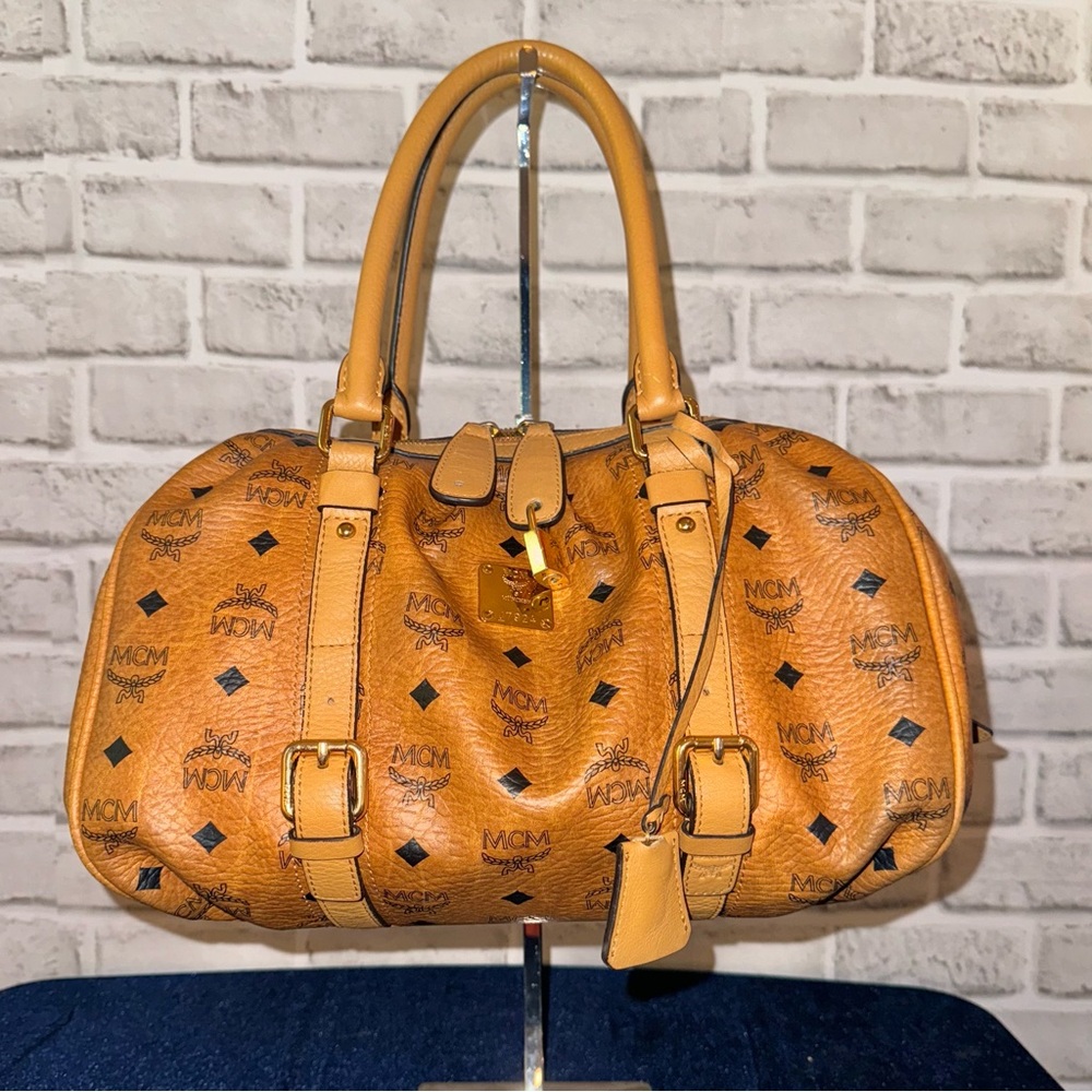 💎MCM Visetos Boston Bag Cognac with lock and key - Picture 1 of 14